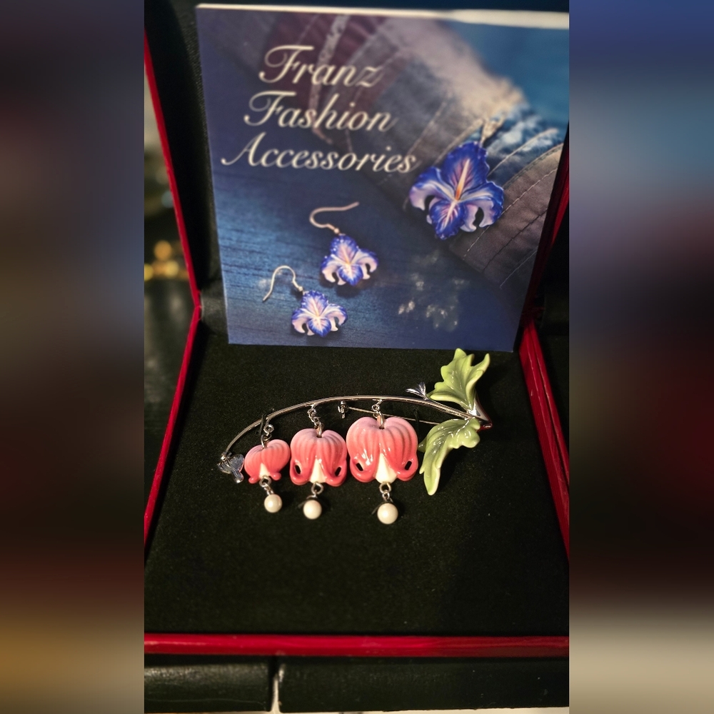 Franz Fashion Accessories. Bleeding Heart Brooch